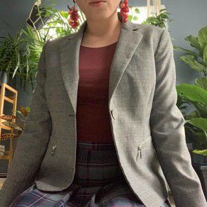 ◼️Alfani petite grey blazer with silver hardware